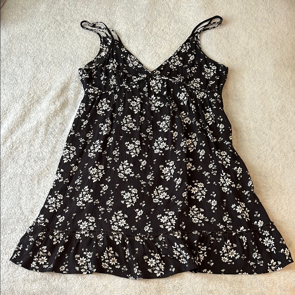Elodie Black and White Floral Dress